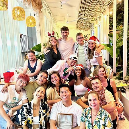 The Park Society Hostel Chiang Mai Bagian luar foto