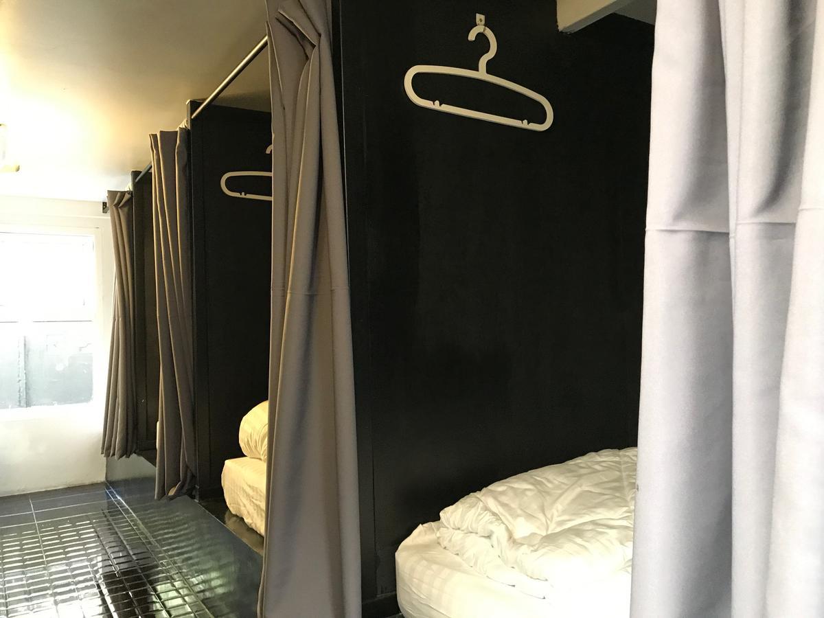 The Park Society Hostel Chiang Mai Bagian luar foto
