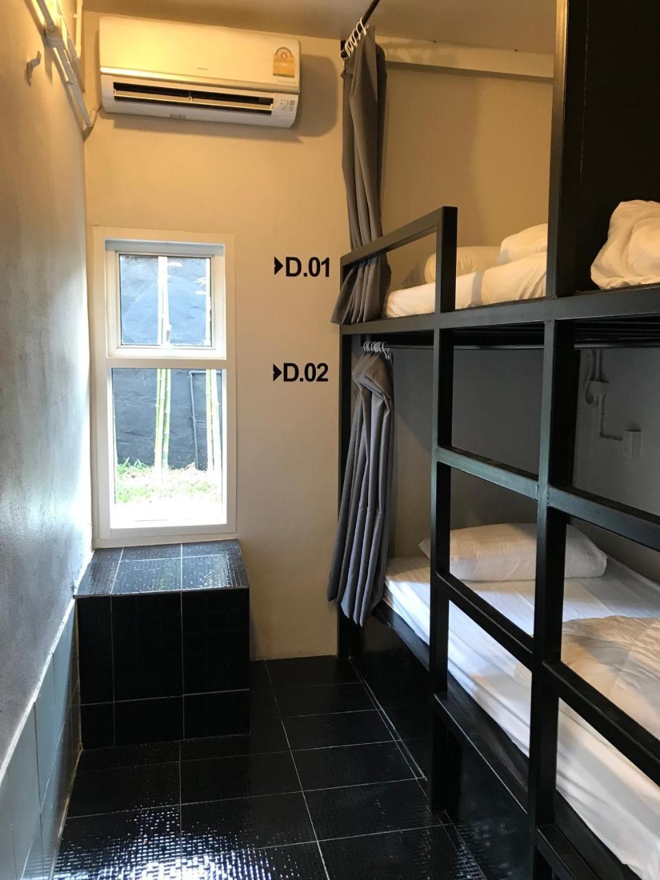 The Park Society Hostel Chiang Mai Bagian luar foto