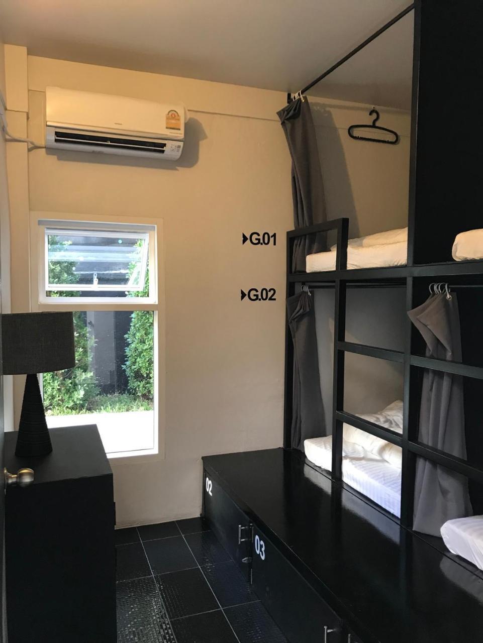The Park Society Hostel Chiang Mai Bagian luar foto