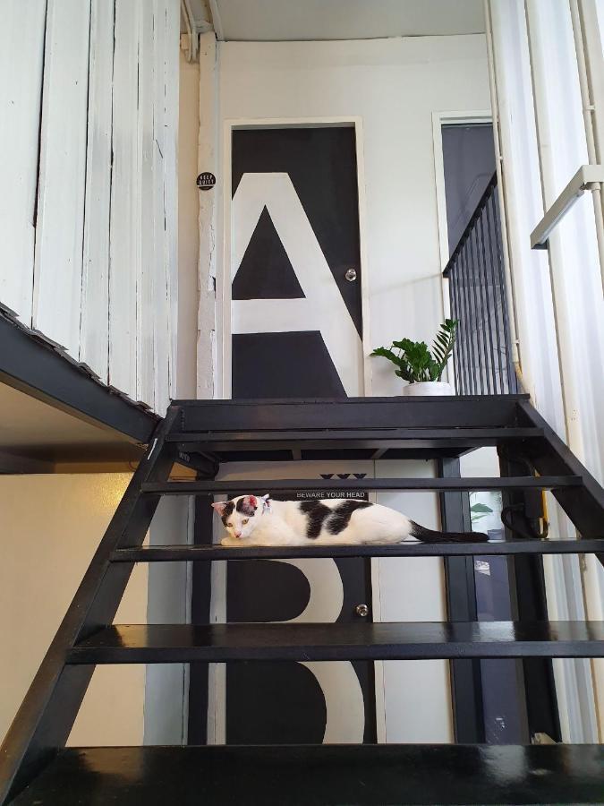 The Park Society Hostel Chiang Mai Bagian luar foto